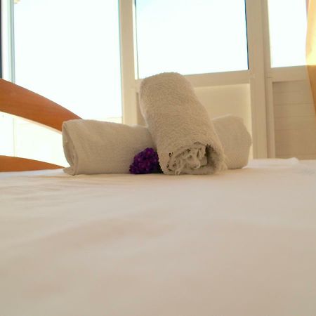 Q Bay Apartments 체파로 외부 사진